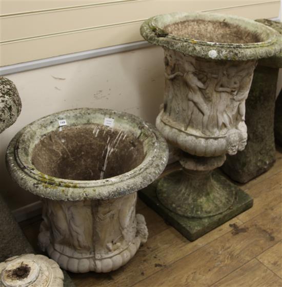 A pair of Campana type urns H.95cm